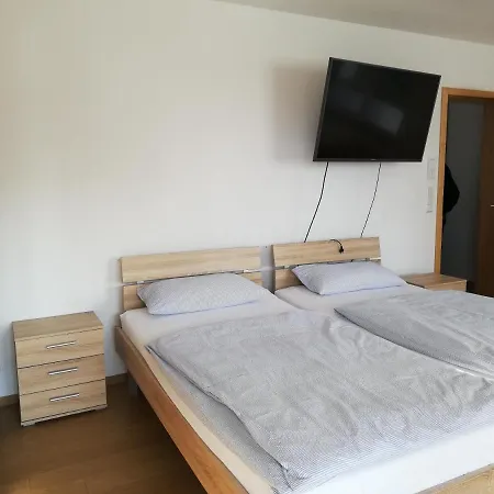Apartmán Weishaupt Pfingstweider Strasse 30
